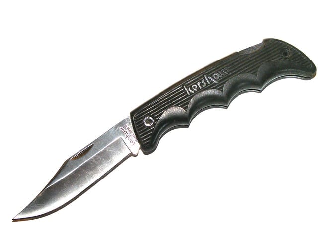 photo of a kershaw pocket knife