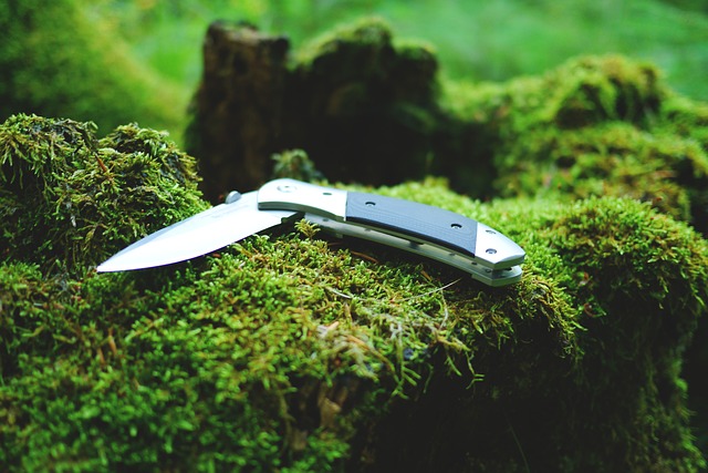 pocket knives